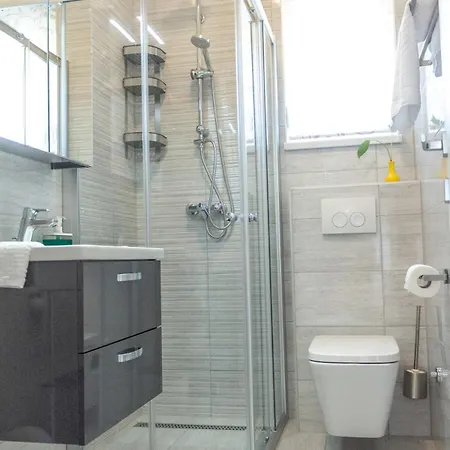 Anelli Apartment *